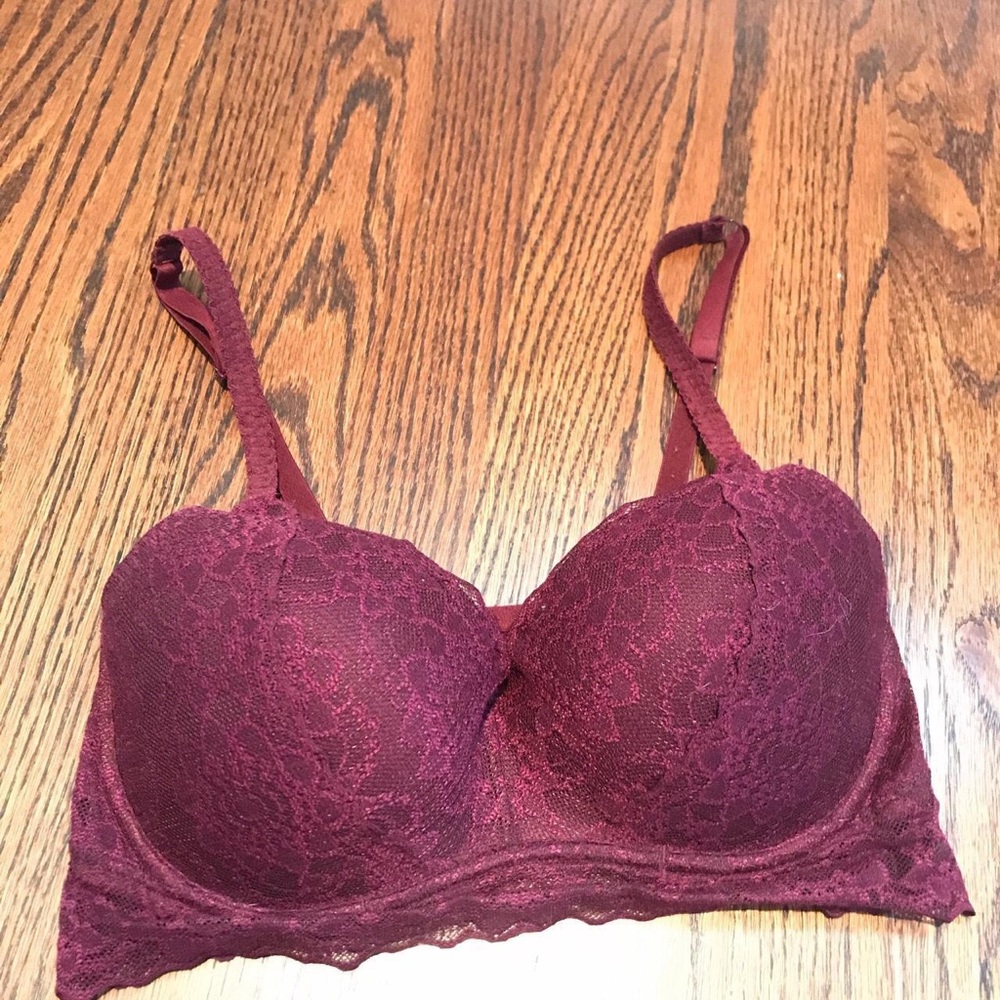 Pink by Victoria’s Secret lace bra